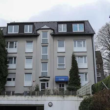 Am Schlosspark Отель 3*